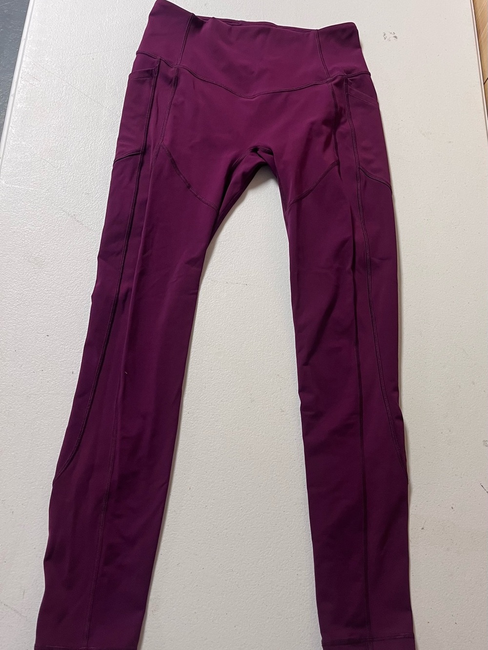lululemon athletica Leggings in Deep Plum